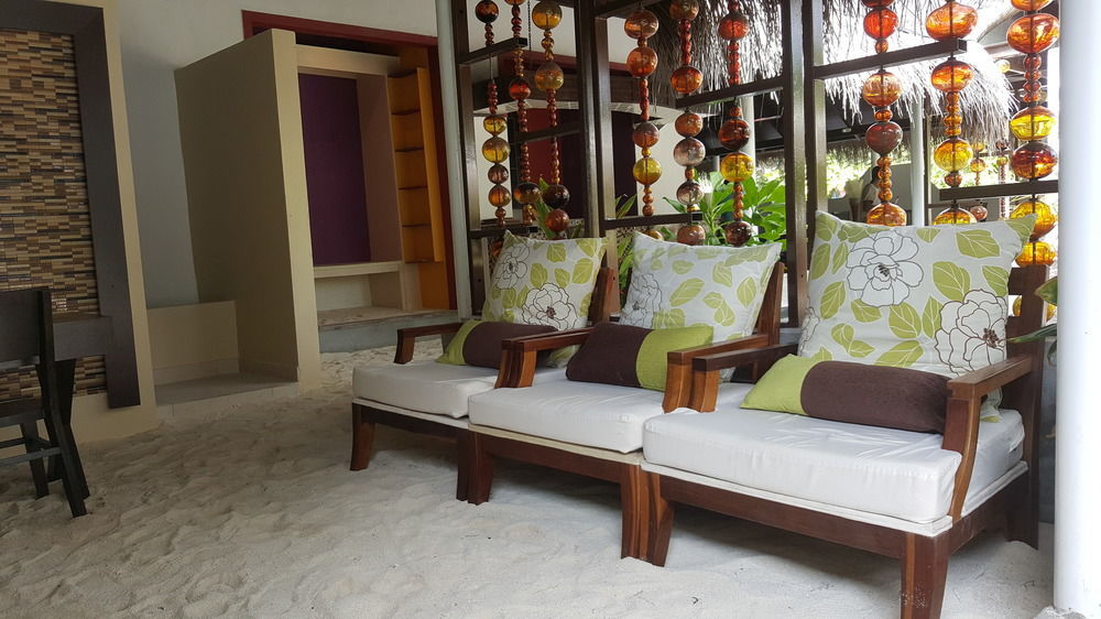 Tropical Village Fehendhoo Luaran gambar