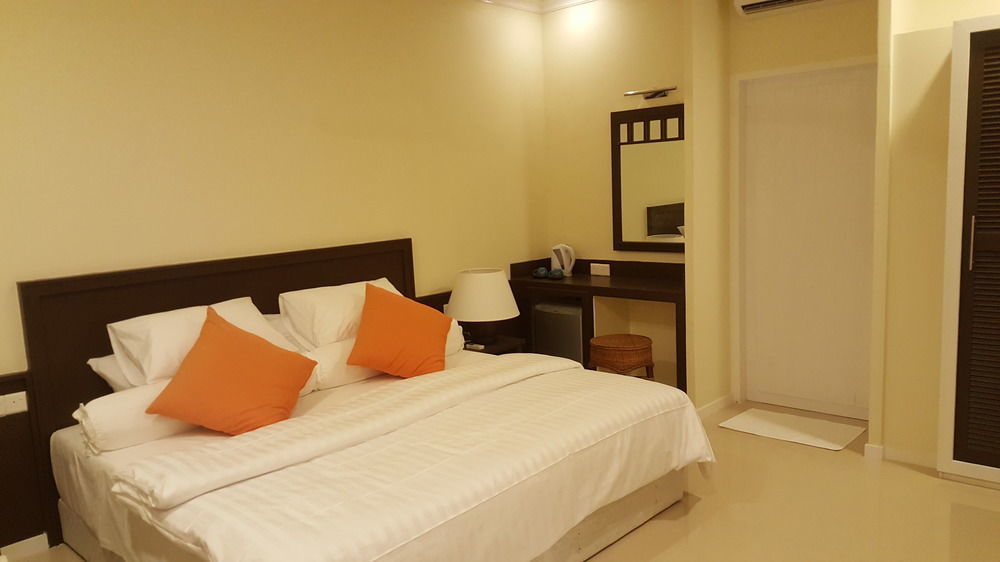Tropical Village Fehendhoo Luaran gambar