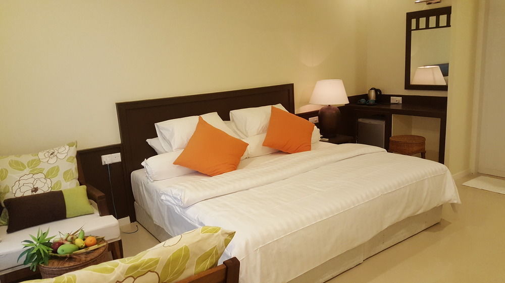 Tropical Village Fehendhoo Luaran gambar