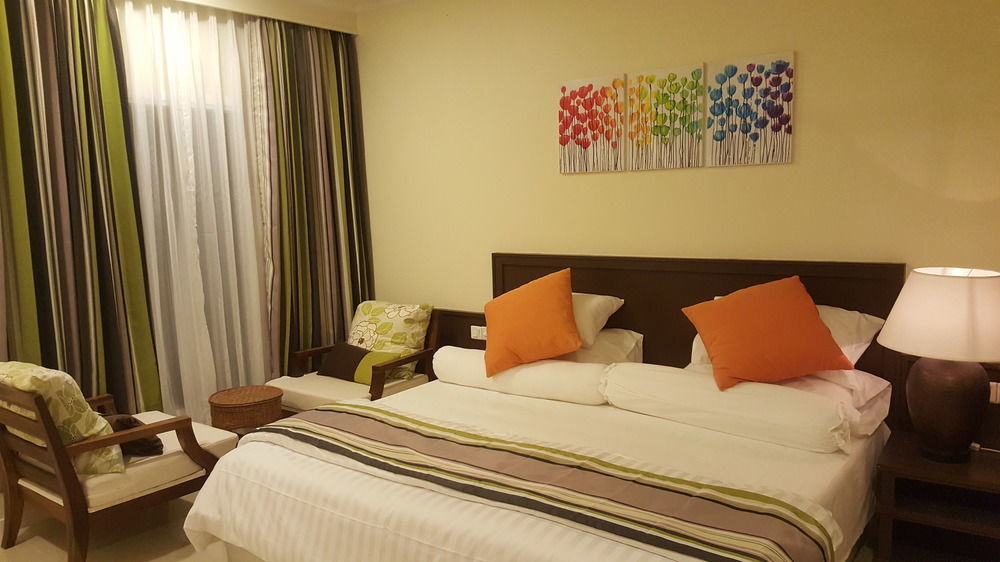 Tropical Village Fehendhoo Luaran gambar