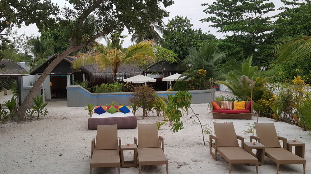 Tropical Village Fehendhoo Luaran gambar