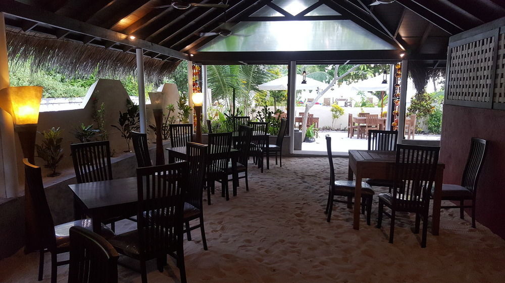 Tropical Village Fehendhoo Luaran gambar