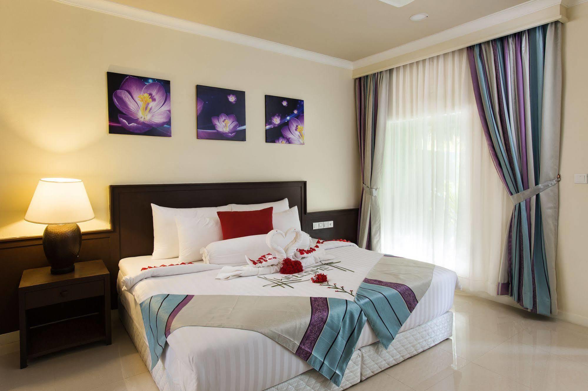 Tropical Village Fehendhoo Luaran gambar