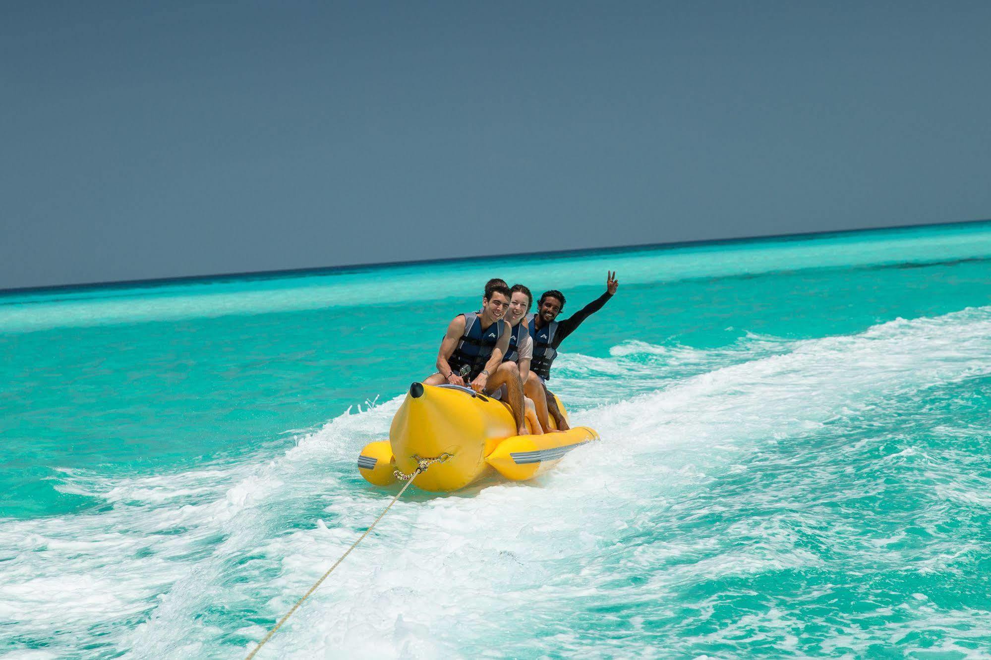 Tropical Village Fehendhoo Luaran gambar