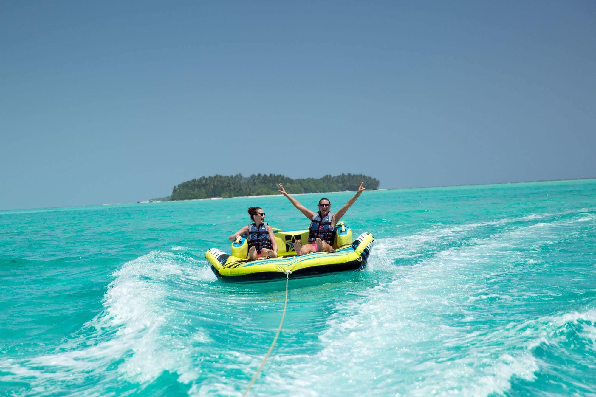 Tropical Village Fehendhoo Luaran gambar